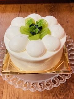 【ホールケーキ】ガトーセゾン(シャインマスカット)、ガトーフリュイ(シャインマスカットのサンド)