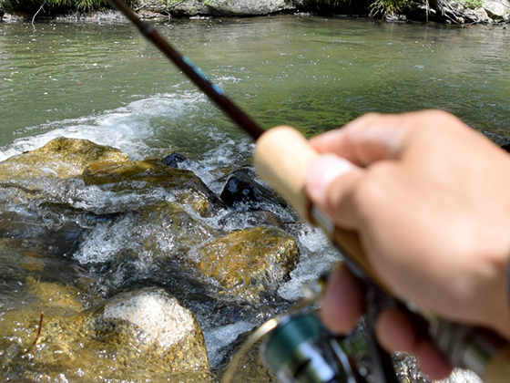 10月10日は「釣りの日」！「大山フィッシングセンター」で渓流釣りを楽しもう！！